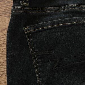 American Eagle Size 12 Skinny Super Stretch Dark Indigo Jeans